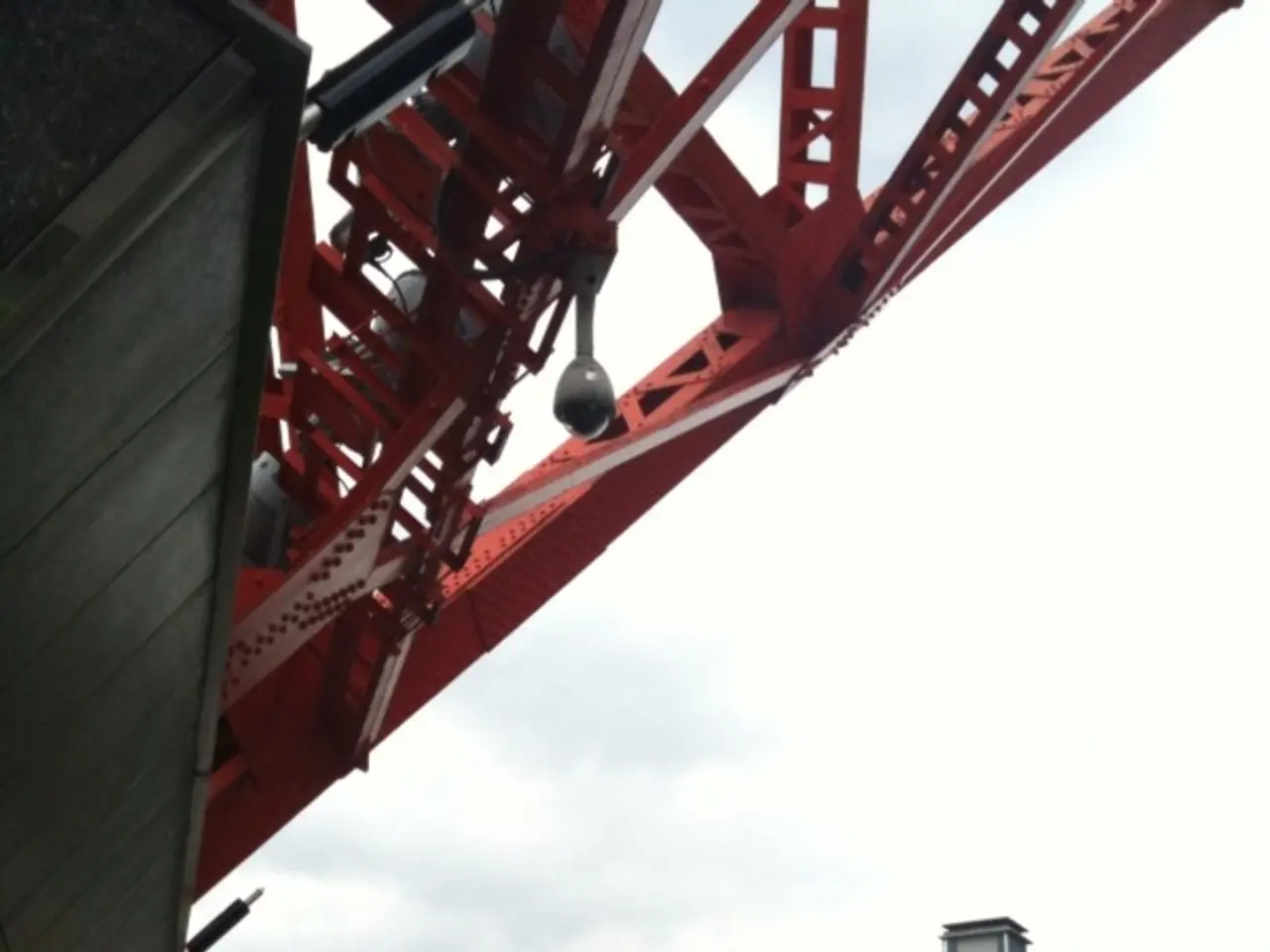 Need for Road Repairs: Public Advocates for Clearer Notifications and Attentive Listening