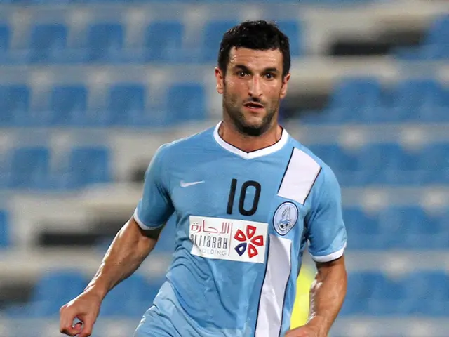 Exploring the Financial Fortune of NFL Star Tom Brady: An In-depth Analysis of His Earnings