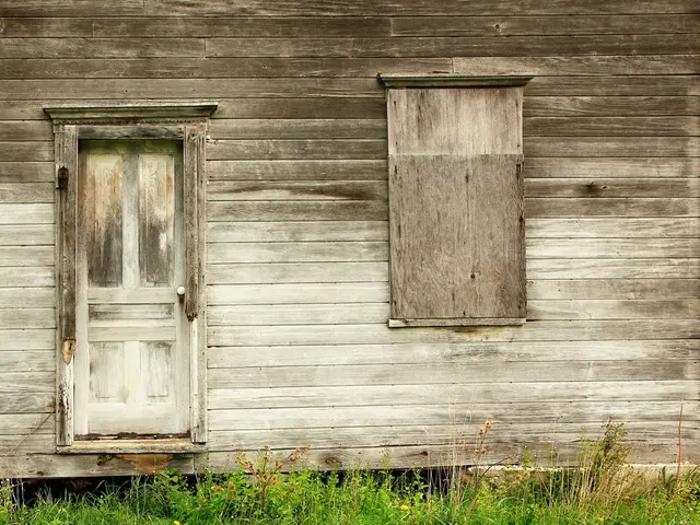 Investing Wisely for Grandkids: A Guide for Grandparents on Saving Funds