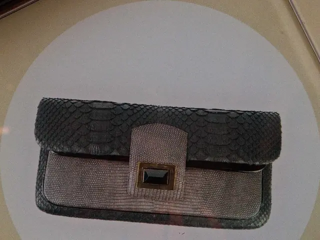 Investment strategists showing increasing appetite for blended fund management methods