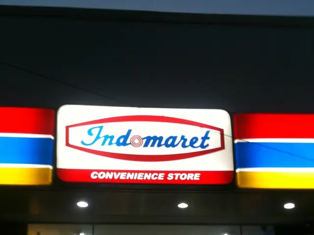 Store patrons in Belarus voiced their discontent over the low prices, with a noticeable "waiting...