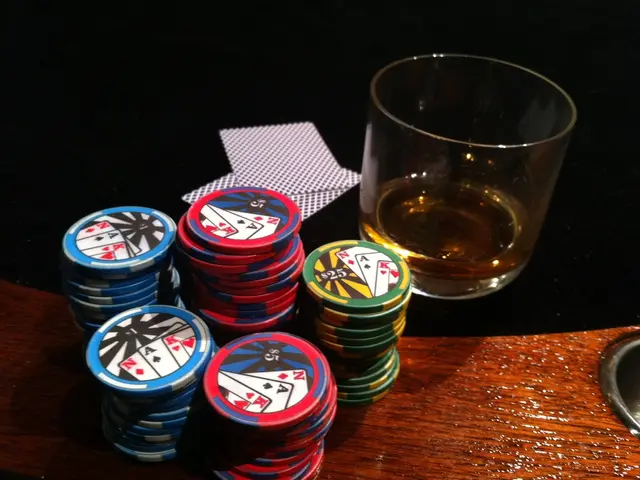 Mysterious Disappearance of Cash: Lurking Behind it is a Chilling Claim: "Ambition to Dominate Us...