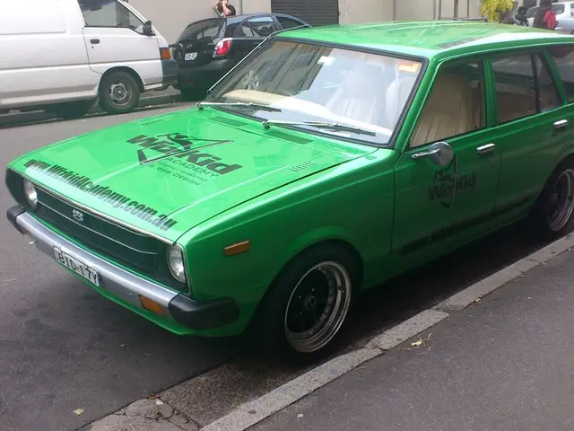 Inebriated Moers-based truck drivers, both of whom are prohibited from driving, team up in a...