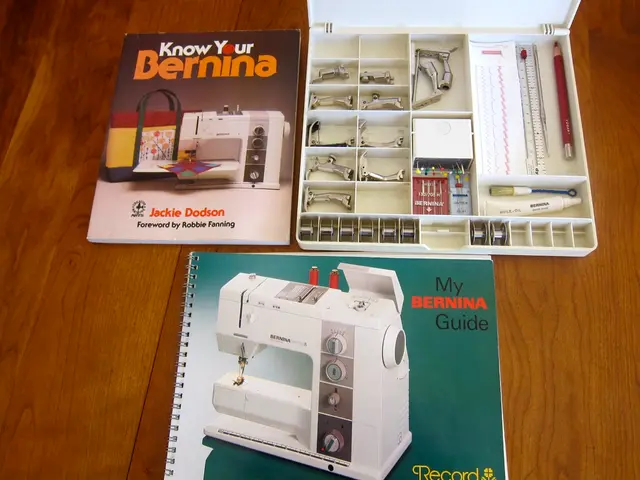 Differences Between Financial and Business Analytics