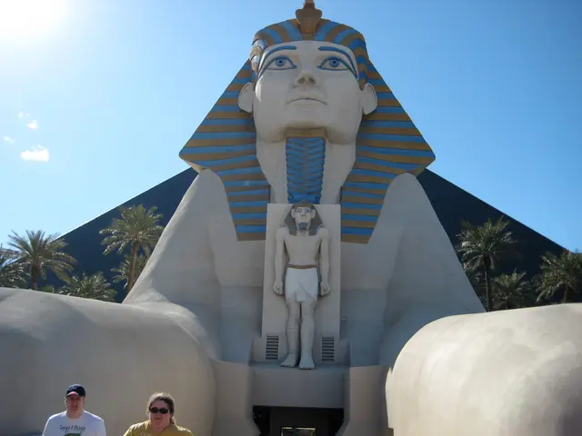 Advises financing options for Scatec on Egyptian battery storage undertaking through our site