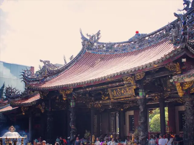 Businesses in Japan Moving Main Offices