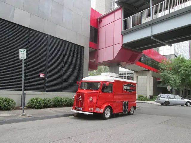 Worms city is offering vehicles at an auction right now.